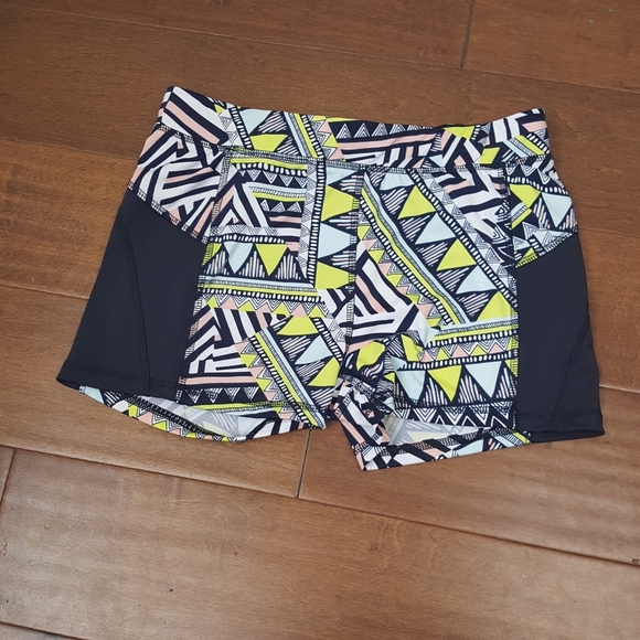 Miss Me Pants - Miss Me Geo Aztec Print Active Wear Shorts